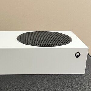 Xbox Series S With 2 Controllers 512GB Internal Hard Drive